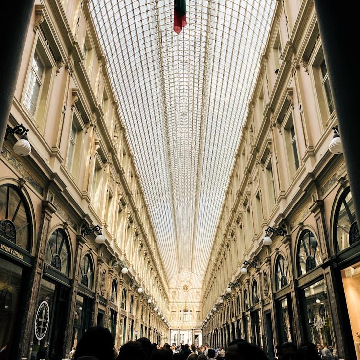 Family-friendly shopping and daily life in Italy